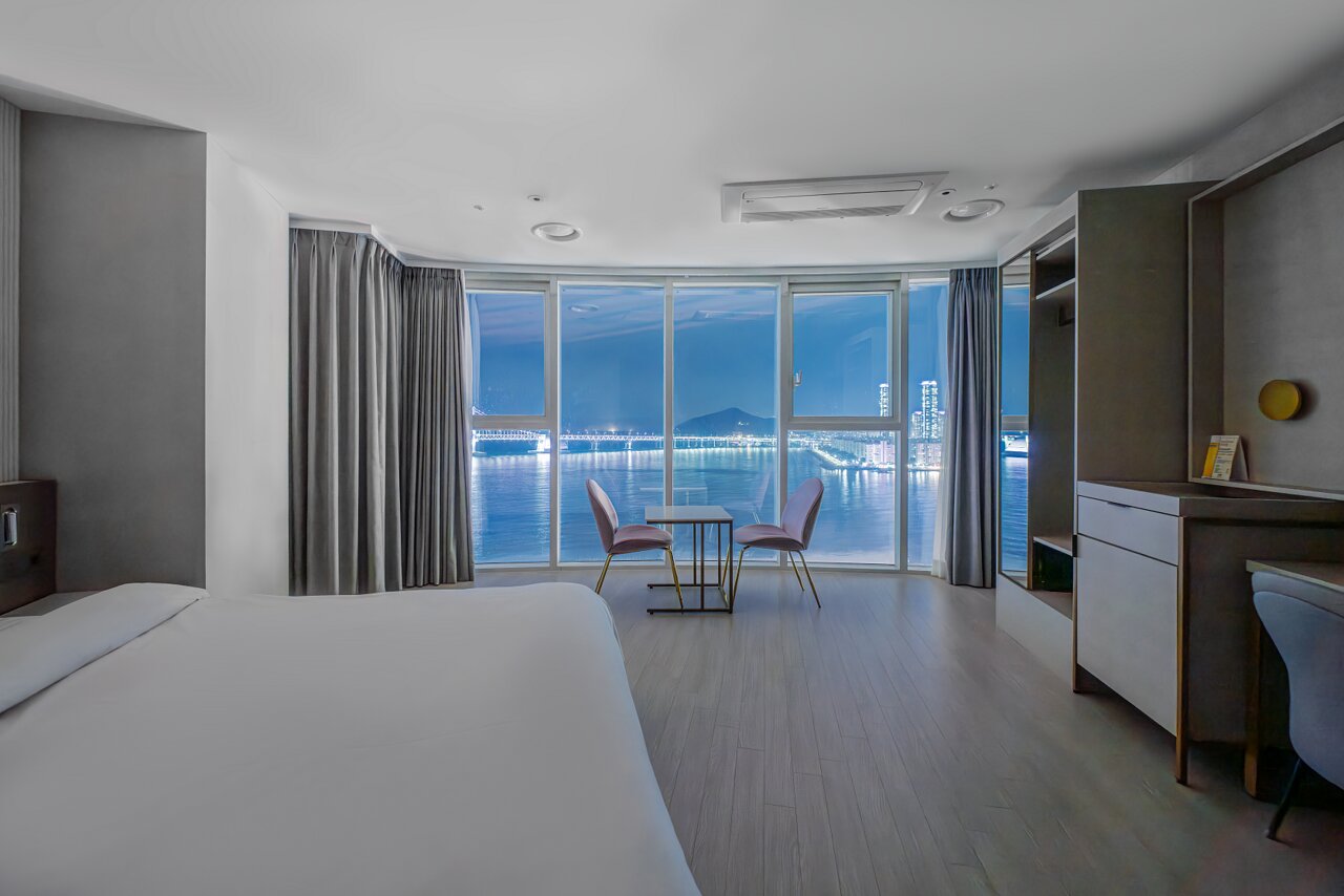 Hotel Aqua Palace 대표 이미지