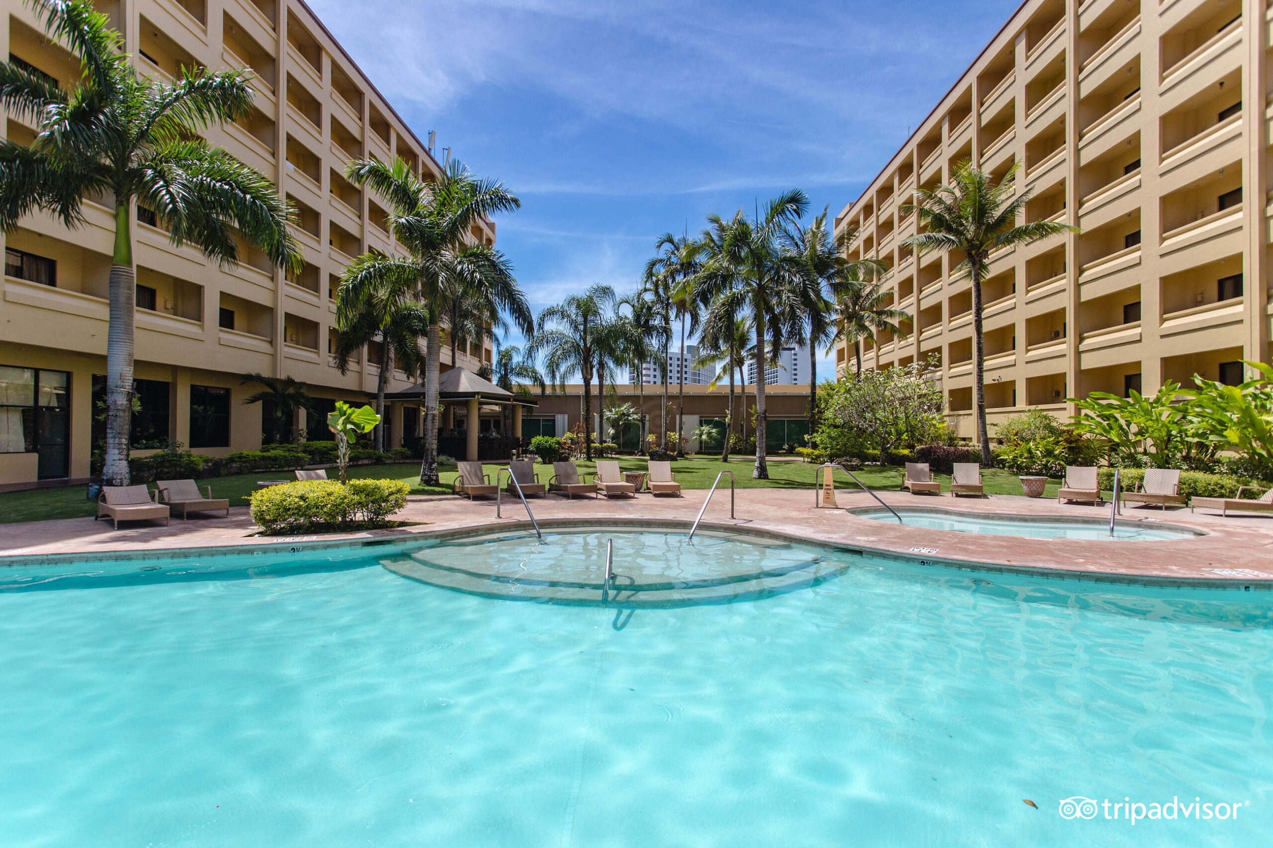 괌 투몬비치 가성비 호텔 Guam Plaza Resort