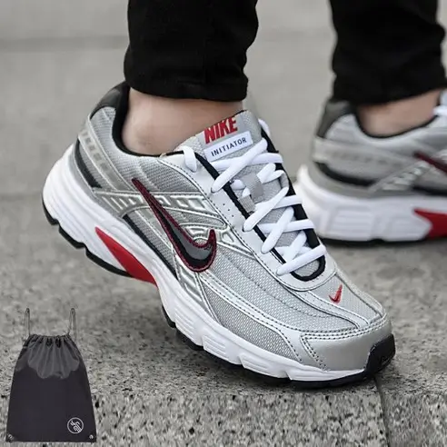 나이키 런닝화 가성비 추천 Best10-2. 나이키 이니시에이터 남성 실버레드